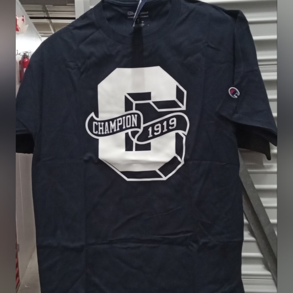 Champion Men's Navy Blue Graphic T-Shirt